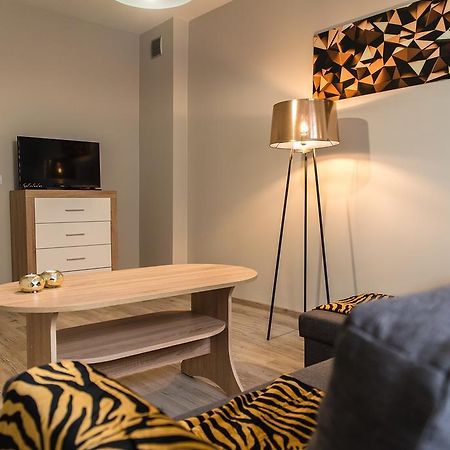 شقة Apartament Deluxe Centrum 2 كوزتسالين المظهر الخارجي الصورة