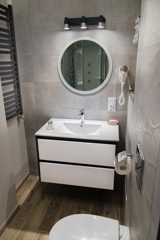 شقة Apartament Deluxe Centrum 2 كوزتسالين المظهر الخارجي الصورة